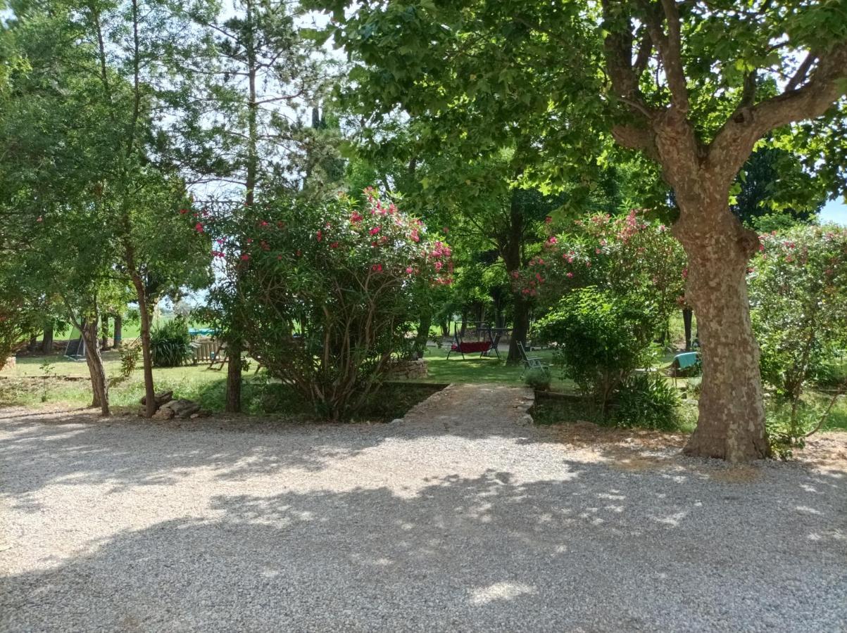 Domaine Le Piboul Villa Fontcouverte  Екстериор снимка
